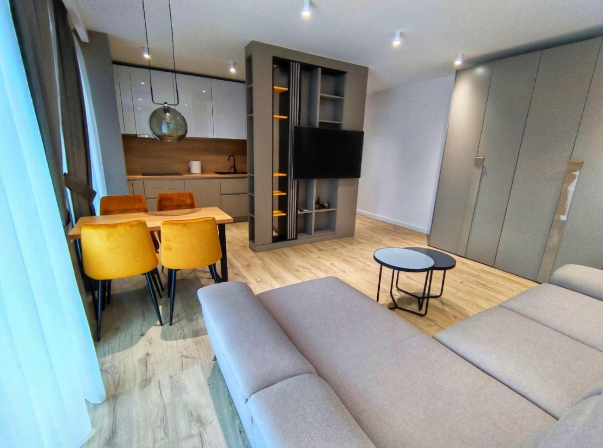 North Star 5 Apartment